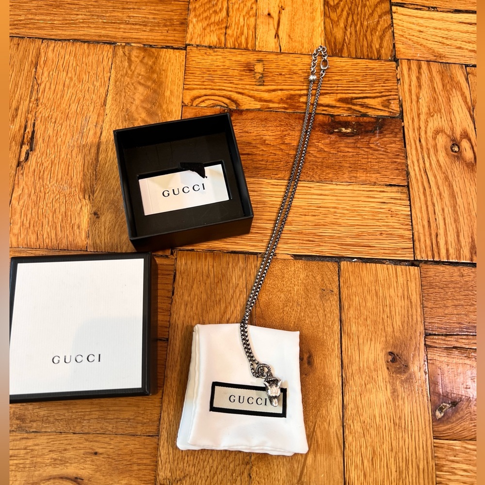 GUCCI ANGER FOREST WOLF HEAD NECKLACE